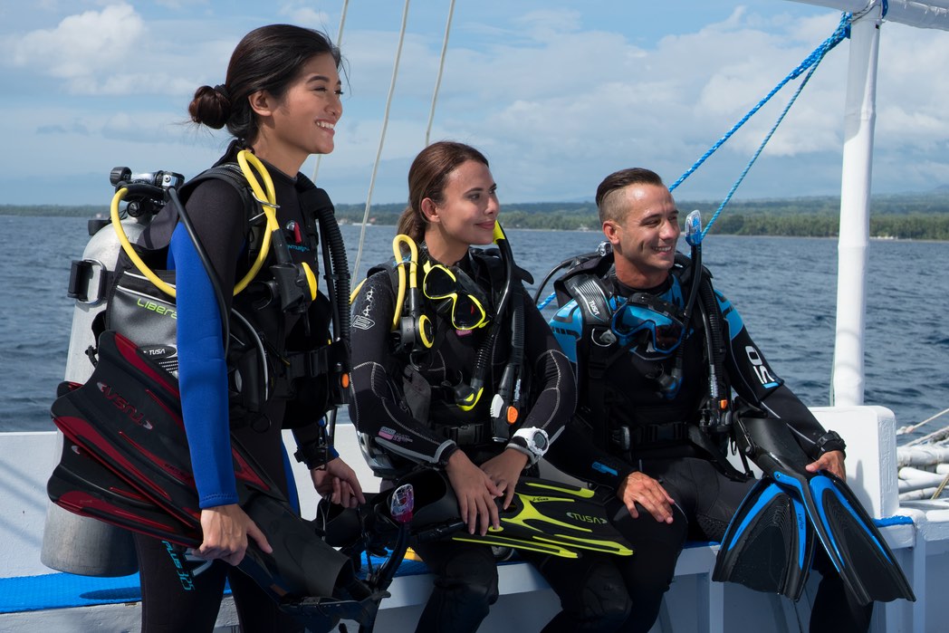 Reef Boat dives